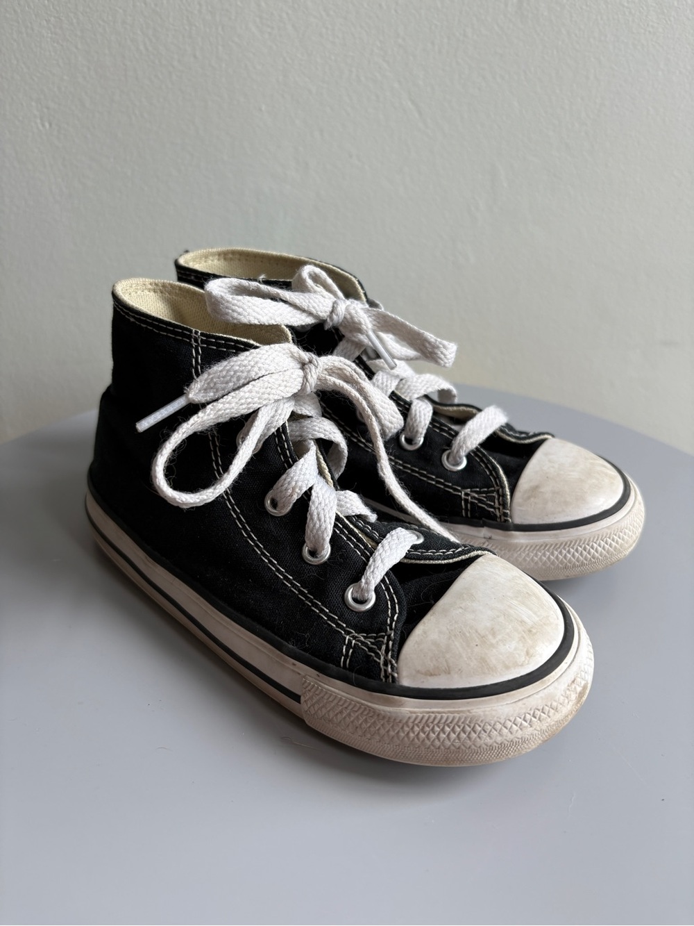 Converse Chuck Taylors, Black White. Toddler Sz 10. Unisex